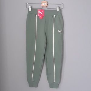 8-10yo Green girl PUMA sweatpants - NEW